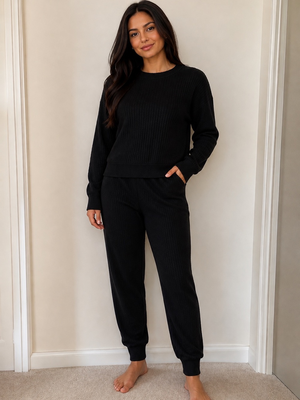WinWin Black Ribbed Crew Neck Sweater with Matching Pants